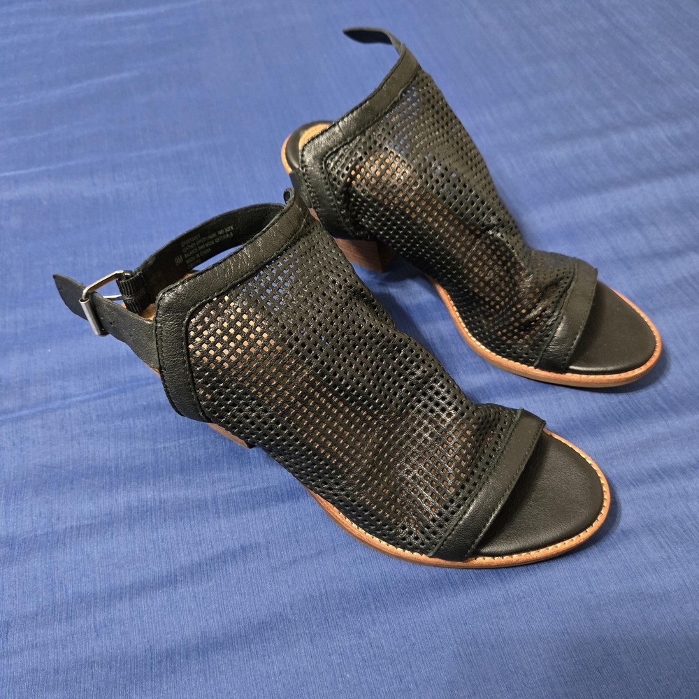 Sofft Sandals Womens Size 9 Black Leather Perforated Slingback Block‎ Heel Mesh